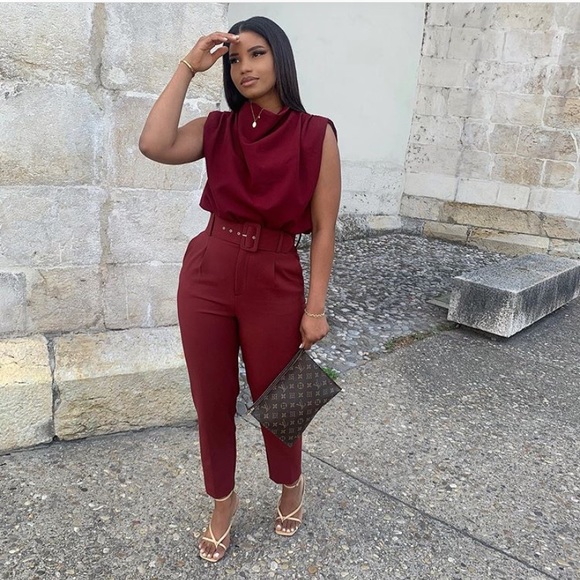 GORGEOUS ZARA NWT Pleated Blouse - Picture 2 of 9